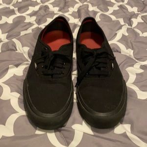 Black Authentic Pro Vans Men’s size 12